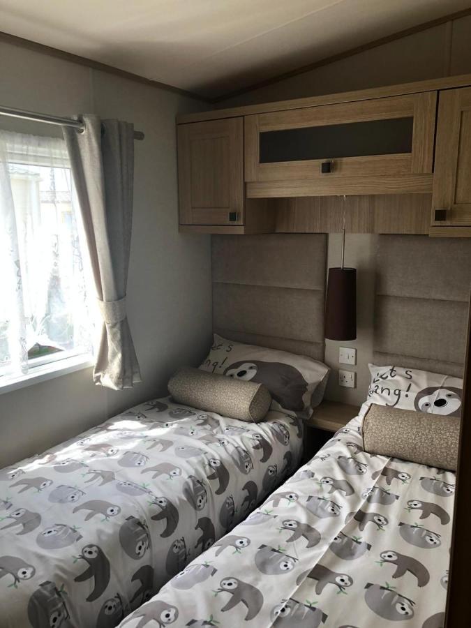 The Sherbourne Villa Selsey Esterno foto