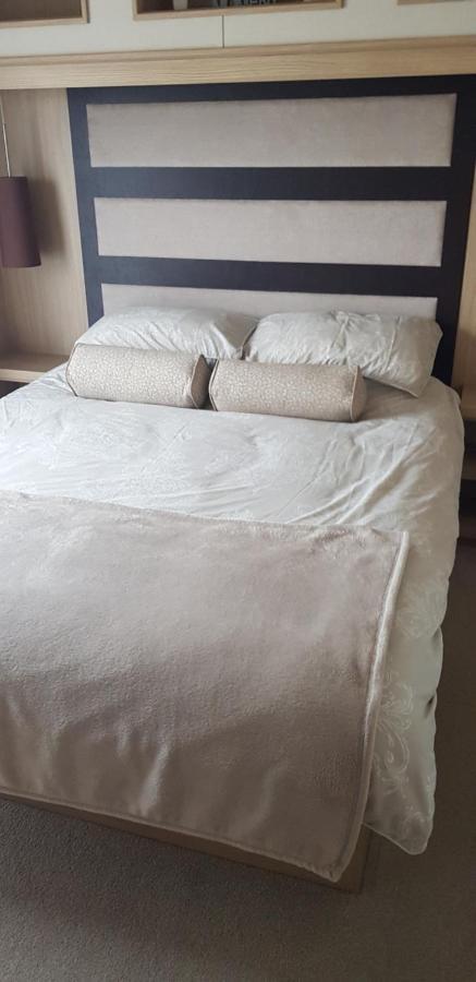 The Sherbourne Villa Selsey Esterno foto